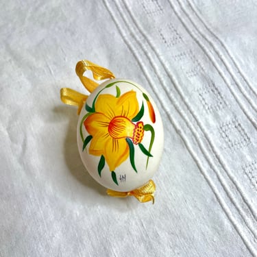 Vintage, Handpainted, Real Duck Egg Ornament, Spring Easter Decor, Yellow Daffodil Floral Flower, Ribbon Hanger, Home Holiday Decoration 
