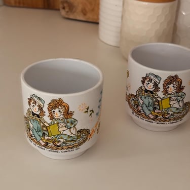 Vintage 1969 The Bobbs-Merrill Company Raggedy Ann & Andy Plastic Mugs | Set of 2 