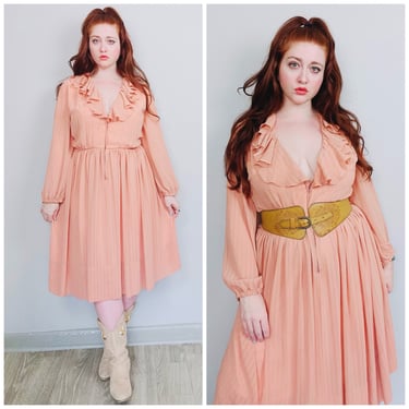 1970s Vintage Peach Chiffon Ruffled Fit and Flare Dress / 70s / Seventies Blouson Sleeve Zipper Front Romantic Gown / XL 