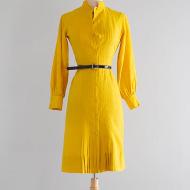 Chic 1970's Givenchy Day Dress In Saffron Yellow Cotton Jacquard / XS