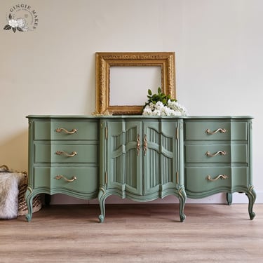 Refinished Broyhill French Provincial Triple Dresser 