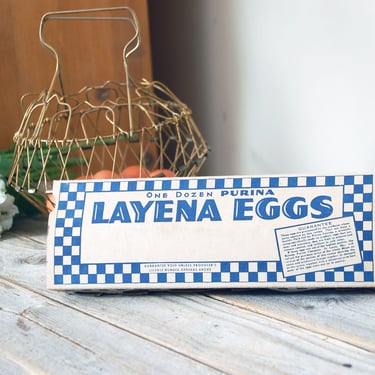 Vintage cardboard egg box / one dozen eggs Purina Layena box / rustic farmhouse decor / vintage advertising /  old egg carton / farm kitchen 