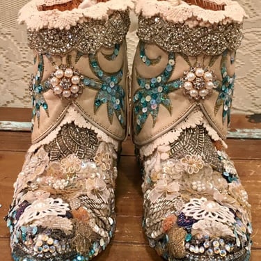 Embellished Bedazzled Custom Bridal Cowgirl Boots size 6 