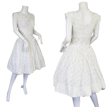 1950's White Spider Web Lace Fit & Flare Dress I Sz Sm I Bride I Vintage Wedding I Rockabilly I VLV 