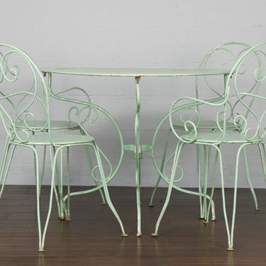 French Provincial Painted Green Wrought Iron Outdoor Garden Patio Set 