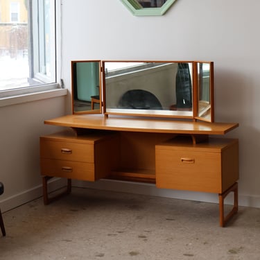 Mid-Century Modern Floating Vanity with Tri-fold Mirror 