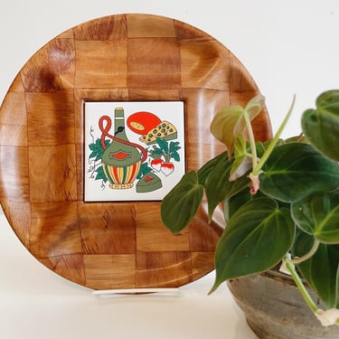 Wood Cheese Tray with Tile Trivet