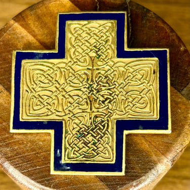 Vintage Gold Irish Trinity Cross Pendant Celtic Metropolitan Museum Of Art 1970s 