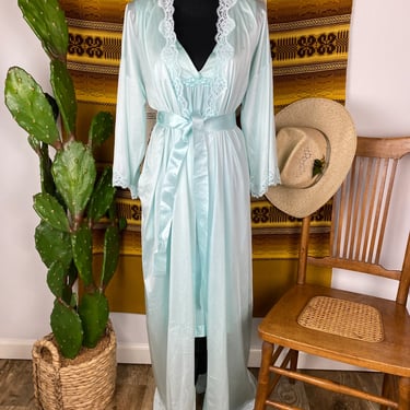 Vintage Matching Light Blue Vanity Fair Robe and Nightgown Set Women’s XXL 