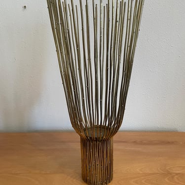 Vintage Brass Wire Candle Holder – Sculptural Mid-Century Style 