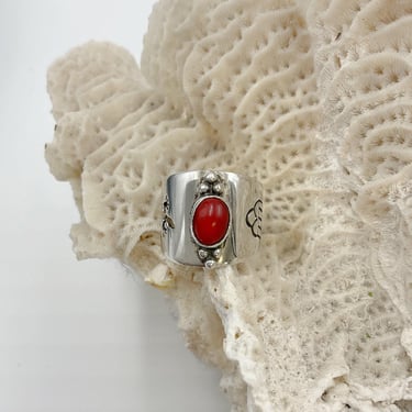 Vintage Red Coral Cabochon set in Sterling Silver Ring with Wide Band and Cut Outs | Size 6 