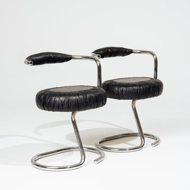 PAIRE DE CHAISES &quot;COBRA&quot; GIOTTO STOPPINO, 1970s