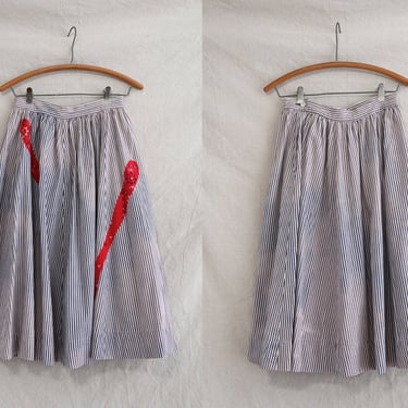 BLOWOUT  SALE | 1950s vintage skirt | Small Medium 