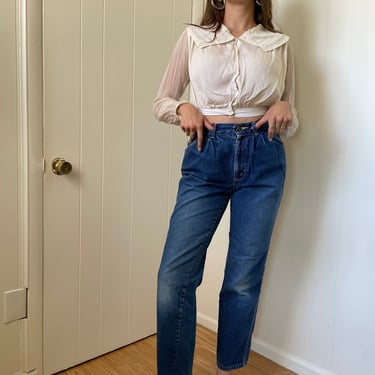 1980s Chic Patina Medium Wash High Waisted Jeans size Small 