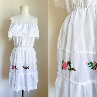Vintage White Hand Embroidery Mexican Sundress / M-L 