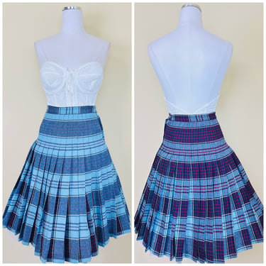 1960s Vintage Wool Pleated Reversible Skirt / 60s Vintage Baby Blue and Navy Plaid High Waisted Schoolgirl Skirt / Size Small / 25" Waist 