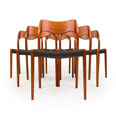 Vintage Møller Model 71 Dining Chairs (Set of Six) 