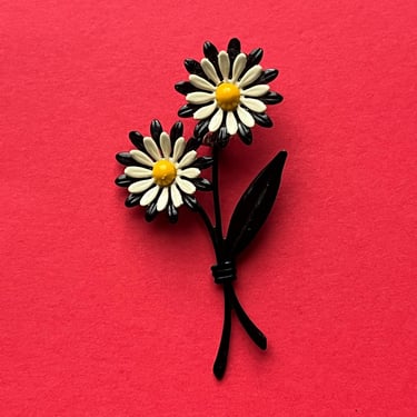 vintage daisy brooch 1960s black and white enamel flower pin 