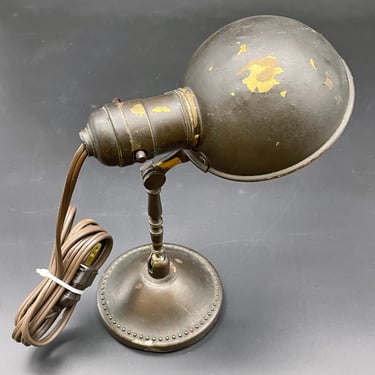 Vintage Magnalux Travel or Task Lamp