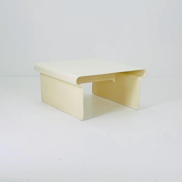 Space age white  bent & lacquered white wood coffee table, 1970's 