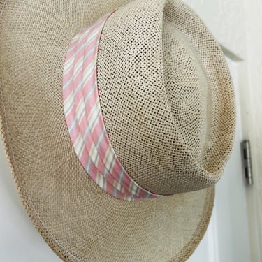 GTH Golf and Tennis Headwear Co straw hat with pastel ribbon 