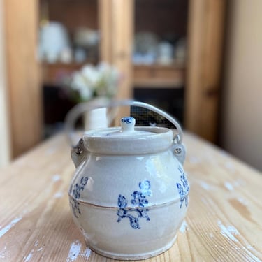 Beautiful vintage French stoneware St Uze cafe pot ( | Grain Sac