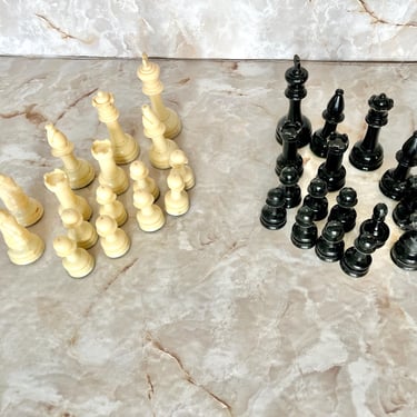 Vintage Chess Set, All Pieces Complete, No Board, Chess Game 