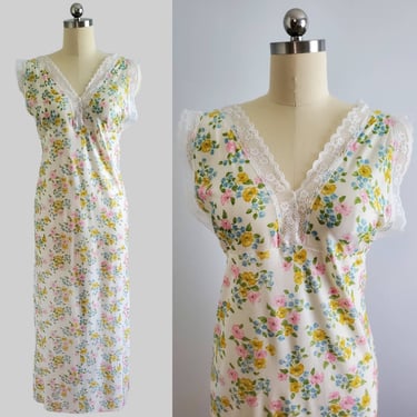 70s does 30s Maxi Nightgown in Sweet Floral Print - 70s Sleepwear - 70's Women's Vintage Size Medium/Large 