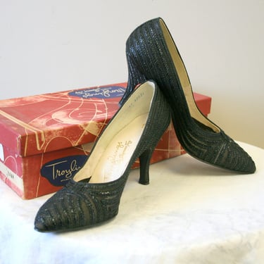 1960s Troylings Black Raffia and Leather Stilettos, Size 7.5AAA 