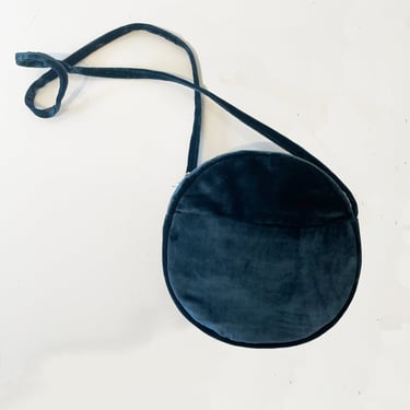 Baggu Round Velvet Shoulder Bag