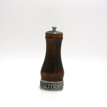 vintage mid-century pepper grinder 