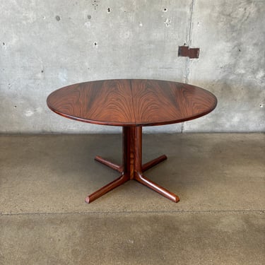 Danish Rosewood Dining Table By Gumole Moblefrabrik