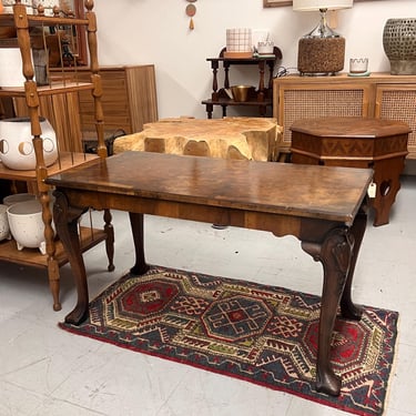 Free shipping within continental US - Antique Chippendale Style Solid Wood Coffee Table with Book Matched Walnut Burl Top & Carved Wood Legs 