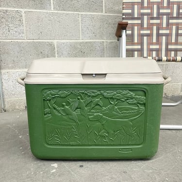 Vintage Rubbermaid Cooler Retro 1990s Hunting Scene + Ice Chest + Insulated + 48 Quarts + Green and Taupe Color + Portable + Storage 
