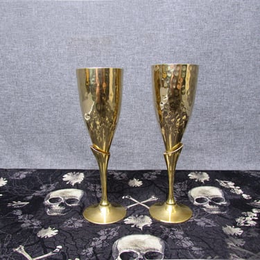 Vintage Hammered Brass Champaign Flutes - La Via Made in India 