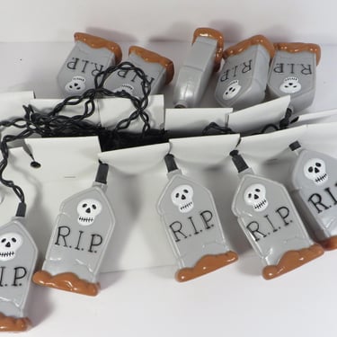 Vintage Halloween Tombstone 10 Light Set - RIP Tombstone Halloween String Lights 