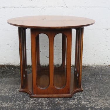 Mid Century Modern Round Top Side End Lamp Table 3635
