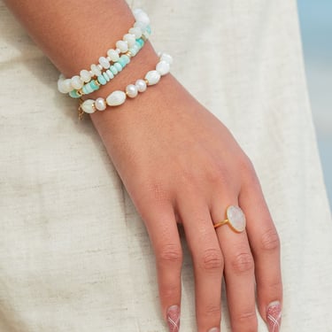 White Pearl and Pikake Bracelet - Momilani 