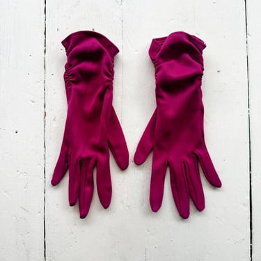 1970s Deadstock Ruched Jersey Gloves - Fuchsia 