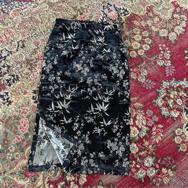Vintage early ‘90s grunge era Chinese satin brocade skirt, high waisted, black & silver, XS 