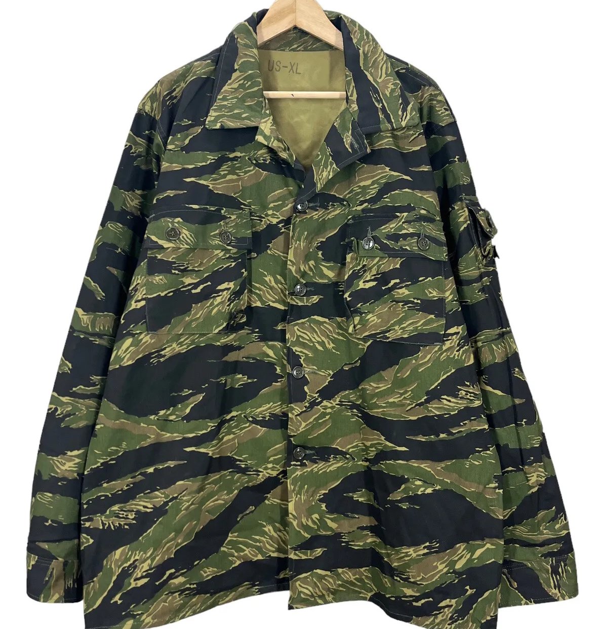 US三軒茶屋Tiger Stripe Camo Hunting Vest US三軒茶屋Tiger Stripe Camo Hunting Vest Tiger Stripe