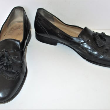 Vintage 1980s Salvatore Ferragamo Slip Ons, Tassel Kiltie Loafers, Size 11 1/2B Men, black leather 