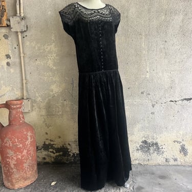Antique 1920s Black Plush Silk Velvet Dress Maxi Embroidered Floral Lace Vintage