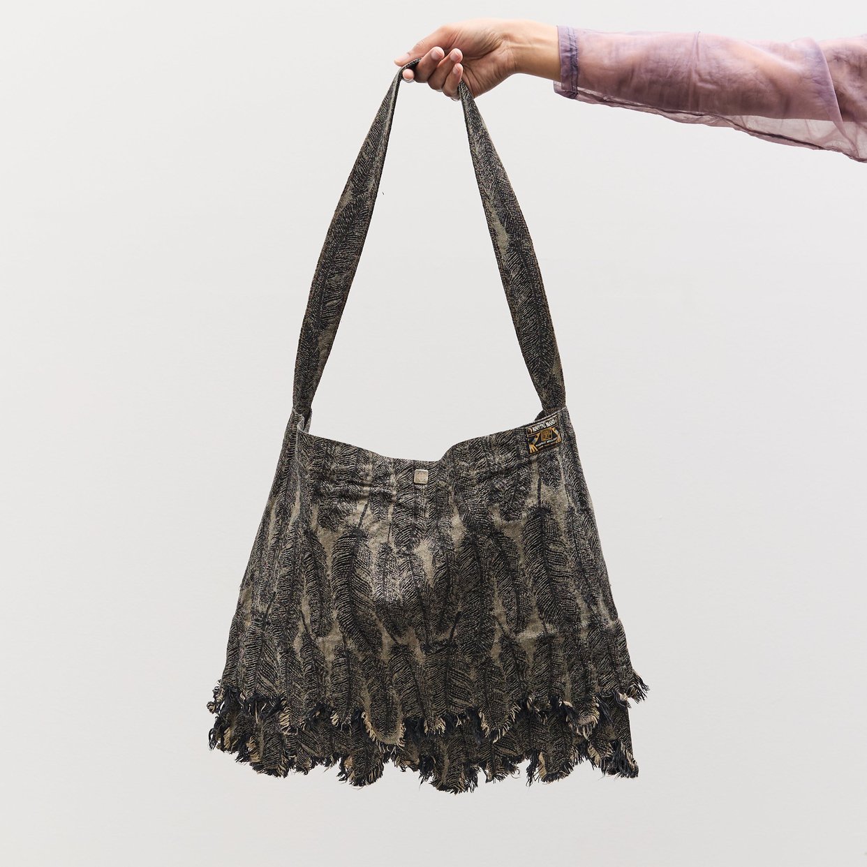 Kapital 12oz MAGPIE Denim MEDICINE Bag (L), BLKxBE | Glasswing