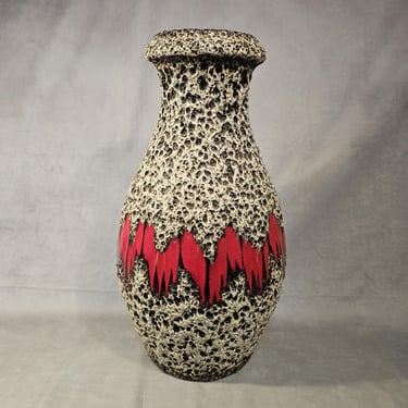 Scheurich ceramic brown vase fat lava form 242 22 WGP | Capricorn
