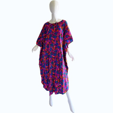 70s Hawaiian Psychedelic Kaftan / Vintage Flowers Kimono Maxi / 70s Accordion Caftan Dress OS 