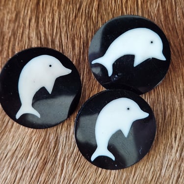 3 Plastic Fish Buttons~Vintage Black & White Plastic Buttons 