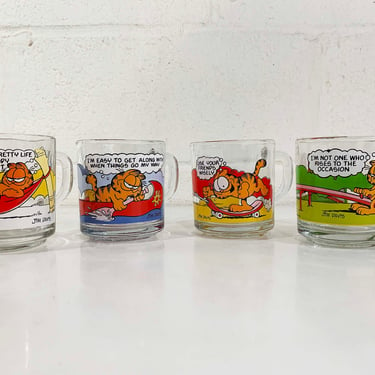 Vintage Garfield Mugs Set of 4 Glass Tea Coffee McDonald's Jim Davis Retro Kitsch Kitchen 1970s 70s 1980s 80s Cartoon 