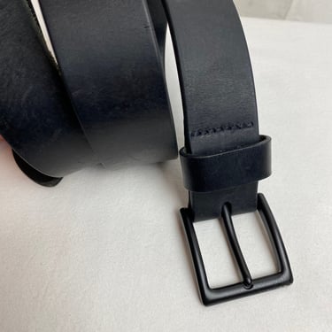 Bison black leather belt black tone buckle hand crafted in the USA Unisex style 90’s y2k sleek versatile belt size 34” 