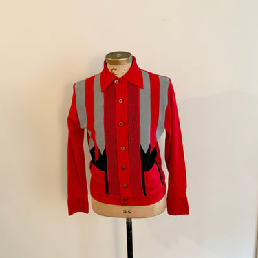 Gama Creations vintage 50s/60s red polyester knit shirt jac with black and grey front details-size S/M 